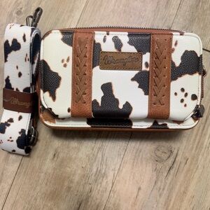 Wrangler Cow Print Crossbody Purse With Wallet Compartment - Brown